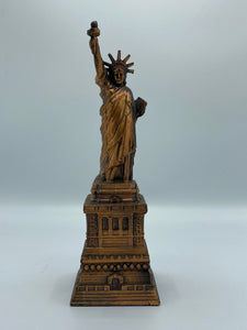 Statue of Liberty figurine coin bank from 1986