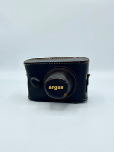 Argus 35mm Range Finder Camera & Leather Case